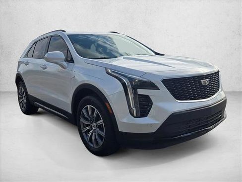 Used 2019 Cadillac XT4 Sport image 3