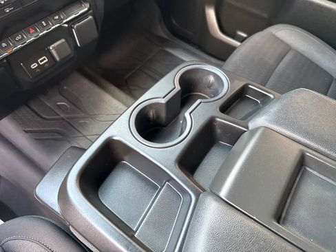 Used 2024 Chevrolet Silverado 1500 Custom w/ Turbomax Blackout Package RWD image 27