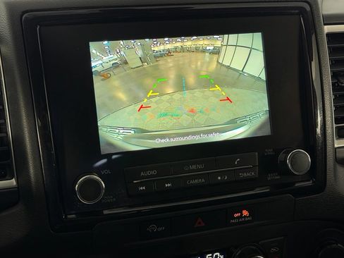 Used 2024 Nissan Frontier SV w/ SV Convenience Package AWD/4WD image 18