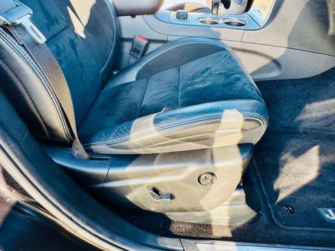 Used 2014 Jeep Grand Cherokee SRT8 w/ Luxury Group II image 87