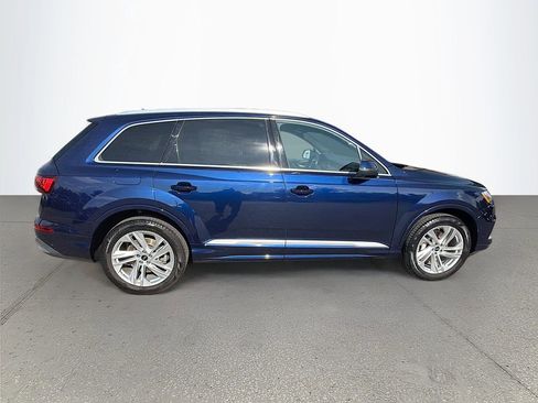 Used 2023 Audi Q7 2.0T Premium w/ Convenience Package AWD/4WD image 3