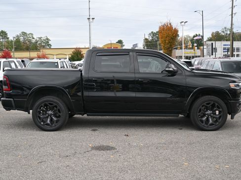 Used 2020 RAM 1500 Limited w/ Black Appearance Package image 15