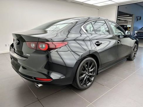 Used 2025 MAZDA MAZDA3 s FWD image 5