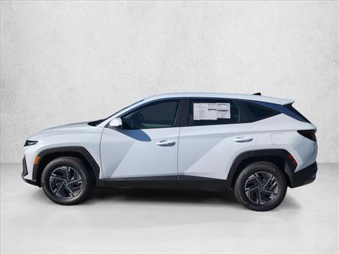 New 2026 Hyundai Tucson Blue SE image 5