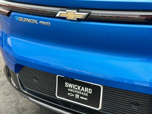 Used 2024 Chevrolet Equinox EV LT image 13