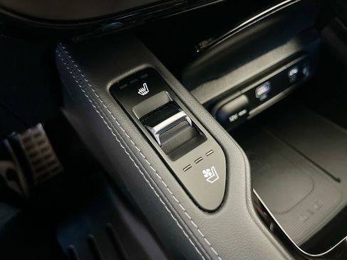 Used 2023 Kia Telluride SX FWD image 21