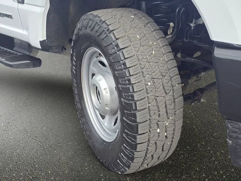 Used 2024 Ford F250 XL AWD/4WD image 34