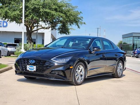 Certified 2023 Hyundai Sonata SEL FWD image 2