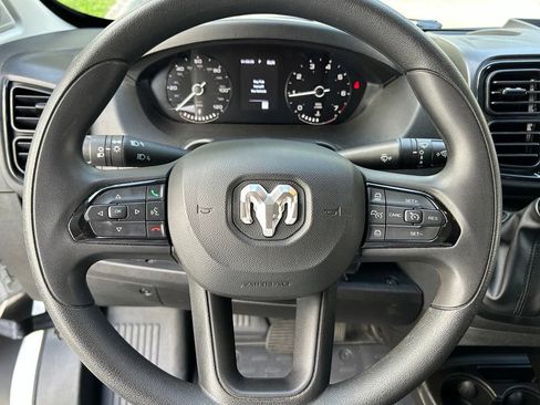 Used 2025 RAM ProMaster 2500 w/ Convenience Group FWD image 30