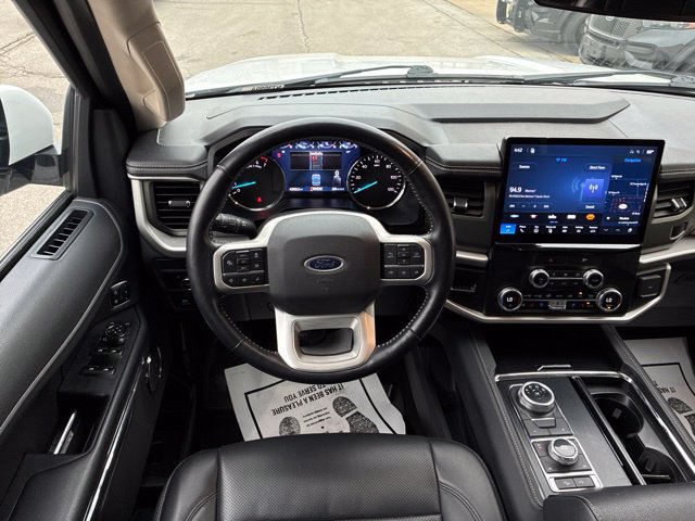 Used 2023 Ford Expedition Max XLT AWD/4WD image 19