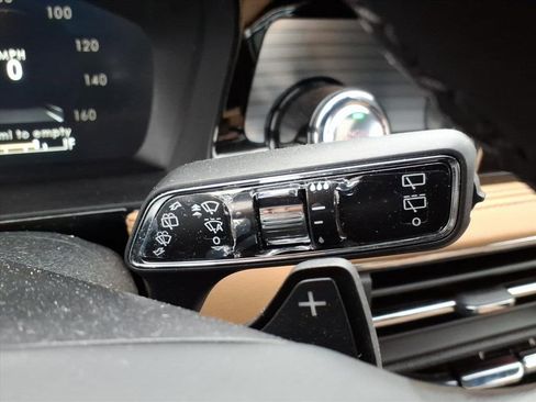 Certified 2022 Lincoln Corsair Reserve w/ Elements Package image 28