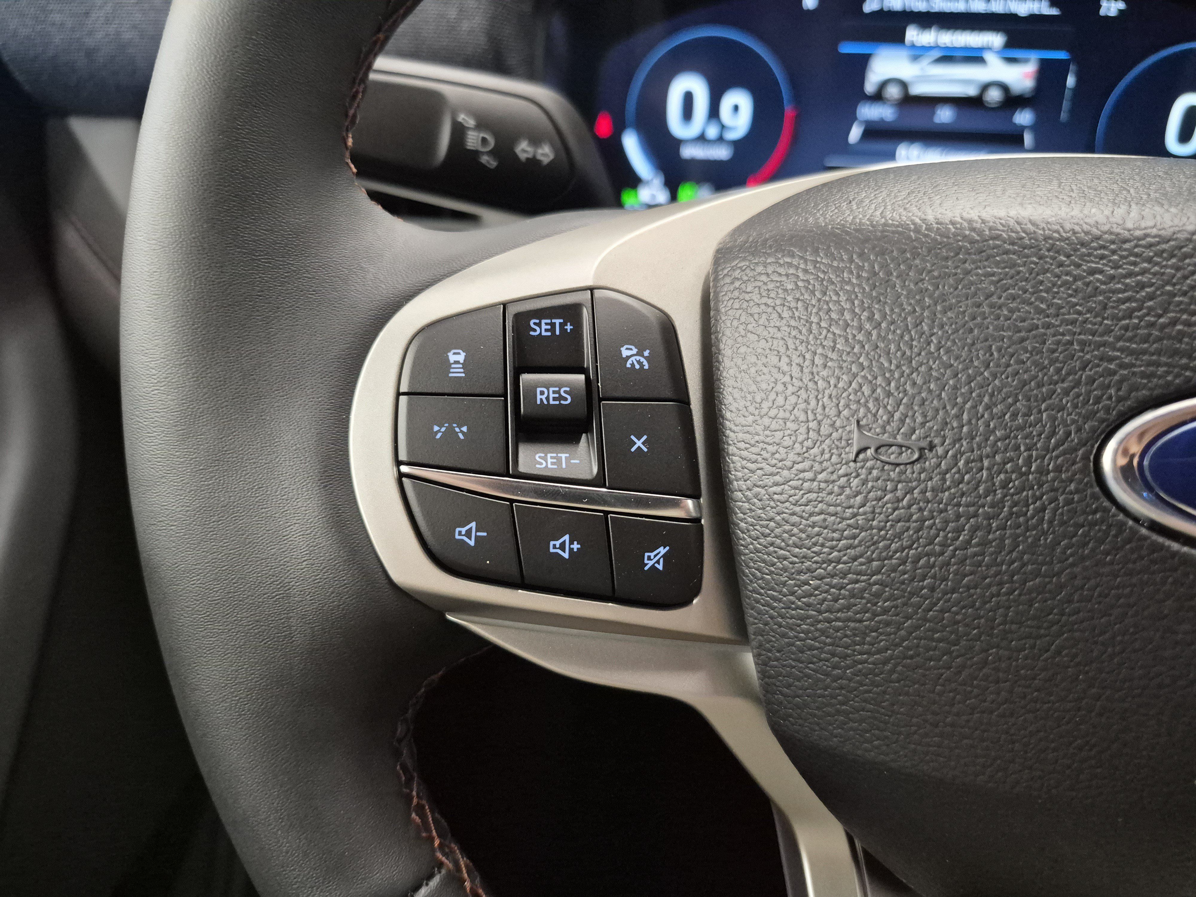 New 2027 Ford Explorer Active w/ Active Comfort Package RWD image 24