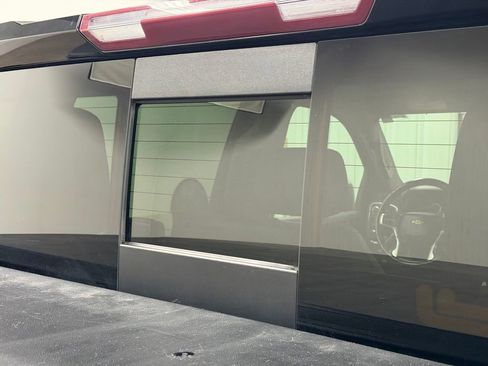 Used 2021 Chevrolet Silverado 1500 LTZ image 29