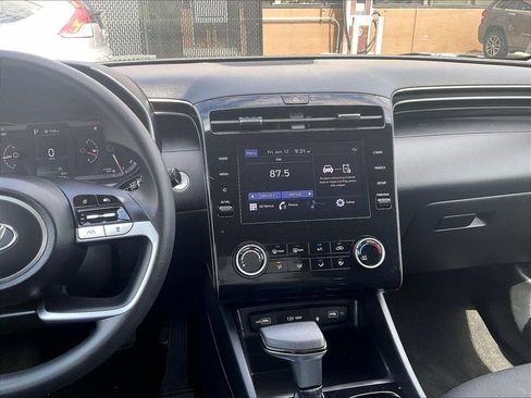 Used 2023 Hyundai Tucson SEL AWD/4WD image 18