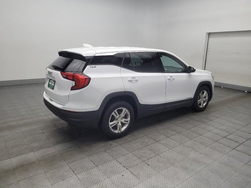 Used 2019 GMC Terrain SLE w/ LPO, Floor Liner Package FWD image 10