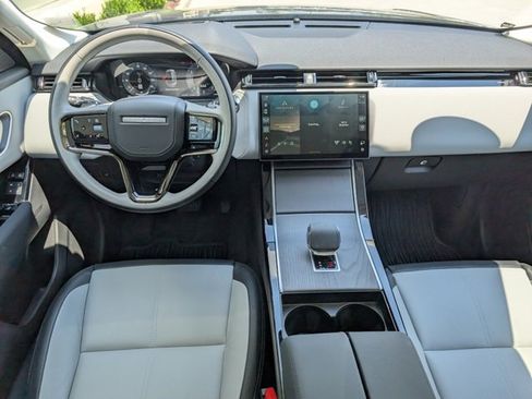 Certified 2025 Land Rover Range Rover Velar S image 9