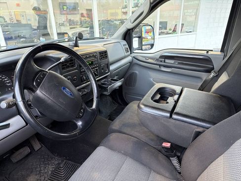 Used 2004 Ford F350 XLT AWD/4WD image 7