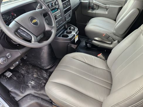 New 2025 Chevrolet Express 2500 w/ Driver Convenience Package image 4