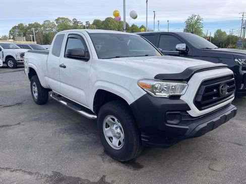Used 2020 Toyota Tacoma SR image 1