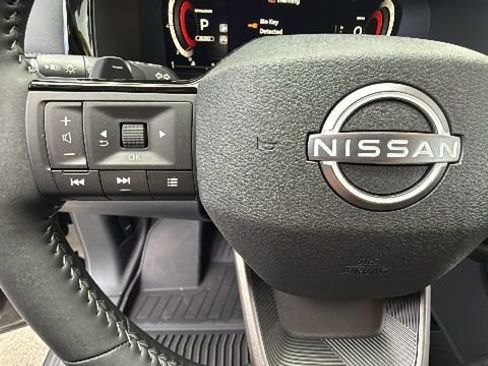 New 2026 Nissan Pathfinder SL AWD/4WD image 19