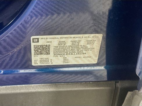 Used 2020 Chevrolet Equinox LT FWD image 12