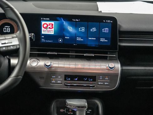 Used 2024 Hyundai Kona SEL AWD/4WD image 13