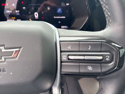 Used 2024 Chevrolet Colorado ZR2 w/ Technology Package AWD/4WD image 41