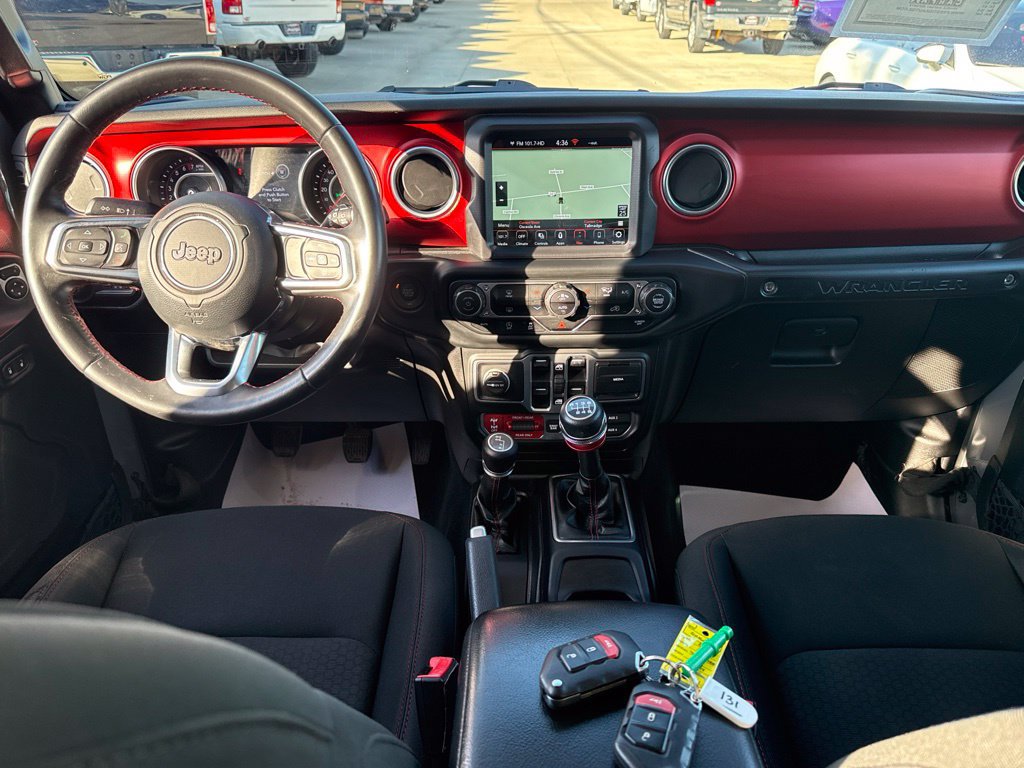 Used 2018 Jeep Wrangler Unlimited Rubicon AWD/4WD image 38