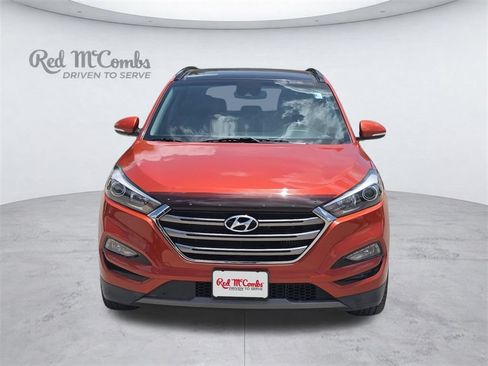 Used 2016 Hyundai Tucson Limited w/ Option Group 03 FWD image 11
