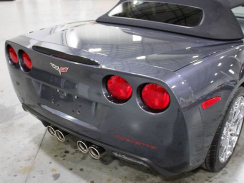 Used 2013 Chevrolet Corvette Convertible image 29