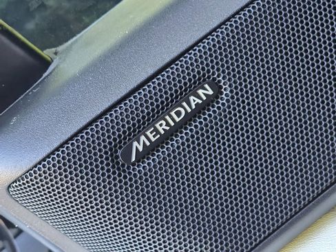 Used 2023 Land Rover Range Rover SE image 28