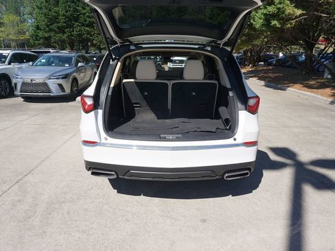 Used 2023 Acura MDX SH-AWD image 17