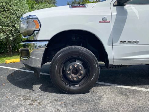 Used 2022 RAM 3500 Tradesman AWD/4WD image 14