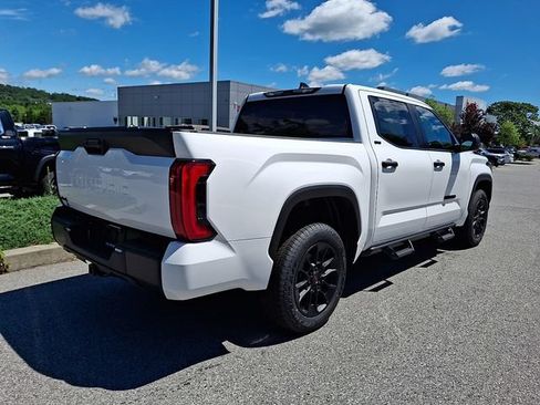 New 2026 Toyota Tundra SR5 AWD/4WD image 4