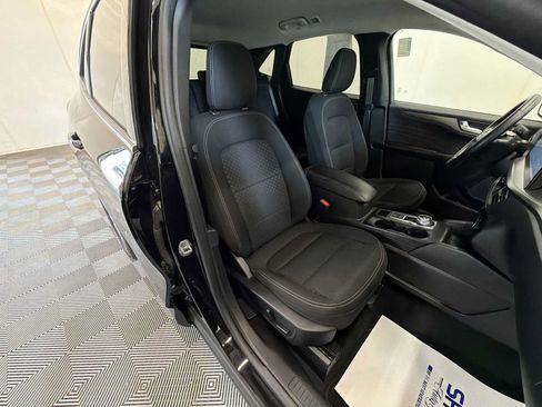 Used 2024 Ford Escape Active w/ Tech Pack #2 AWD/4WD image 25