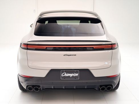 New 2026 Porsche Cayenne Coupe image 10