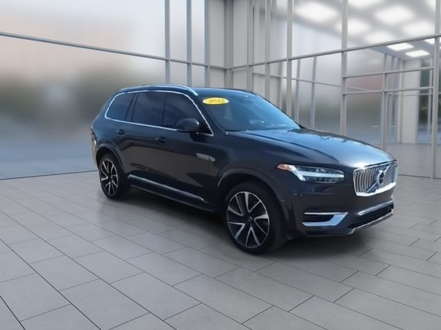 Used 2022 Volvo XC90 T8 Inscription Expression w/ Advanced Package AWD/4WD image 2