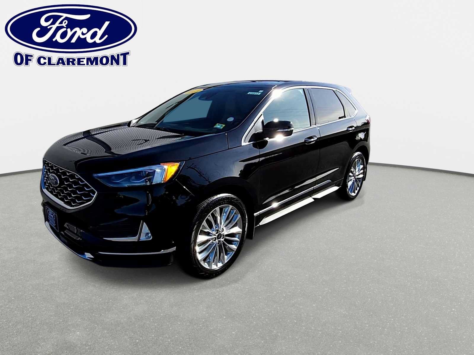 Used 2023 Ford Edge Titanium w/ Equipment Group 301A AWD/4WD image 4