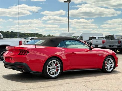 Used 2025 Ford Mustang GT Premium RWD image 27