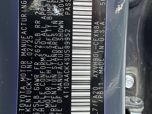 Used 2025 Toyota Camry LE FWD image 28