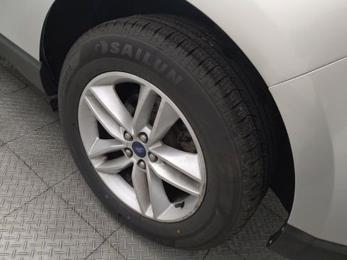 Used 2018 Ford Edge SEL w/ Equipment Group 201A FWD image 31