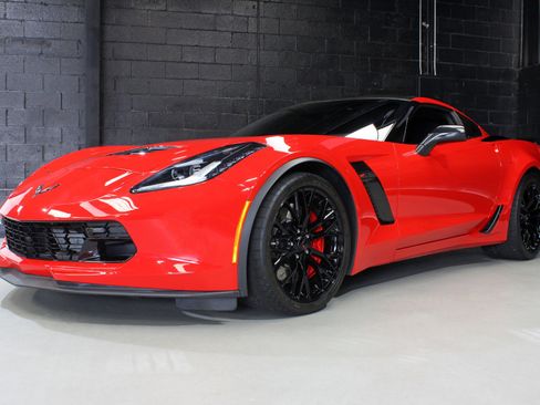 Used 2016 Chevrolet Corvette Z06 w/ 3LZ Preferred Equipment Group image 65