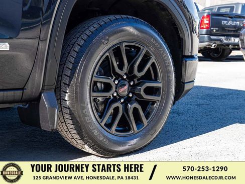 Used 2024 GMC Sierra 1500 Elevation AWD/4WD image 9