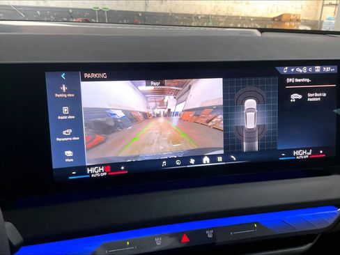 Used 2025 BMW X3 xDrive30i w/ Convenience Package image 23