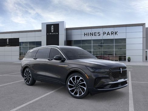New 2026 Lincoln Nautilus Black Label AWD/4WD image 7