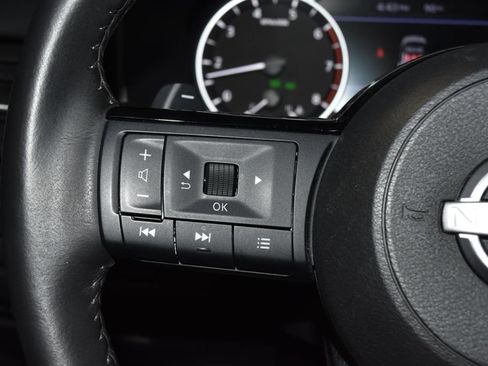 Used 2023 Nissan Rogue SV w/ SV Premium B Package AWD/4WD image 7
