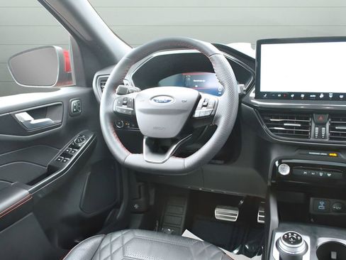 Used 2023 Ford Escape ST-Line Elite w/ Premium Technology Package AWD/4WD image 24