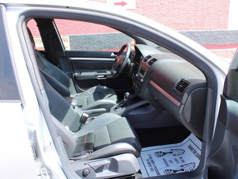 Used 2007 Volkswagen GTI 4-Door FWD image 19