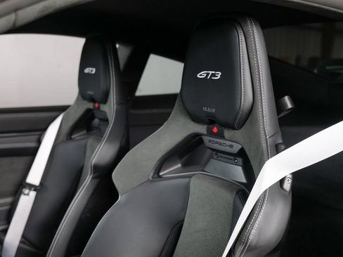 Certified 2025 Porsche 911 GT3 RWD image 12