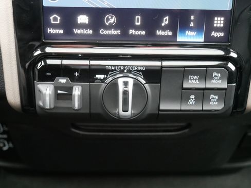 Used 2022 RAM 1500 Laramie image 30